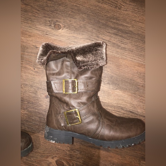 Rugged Outback |  Brown Lined Winter Boots: US 9 - Picture 11 of 16